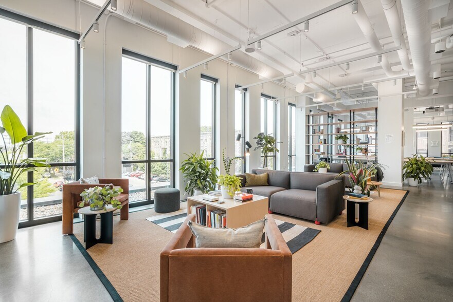 More Photos Of 800 N High St, Columbus Office Residential For Lease