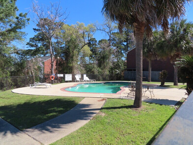 More Photos Of 2455 Montgomery Rd, Huntsville Apartments For Sale