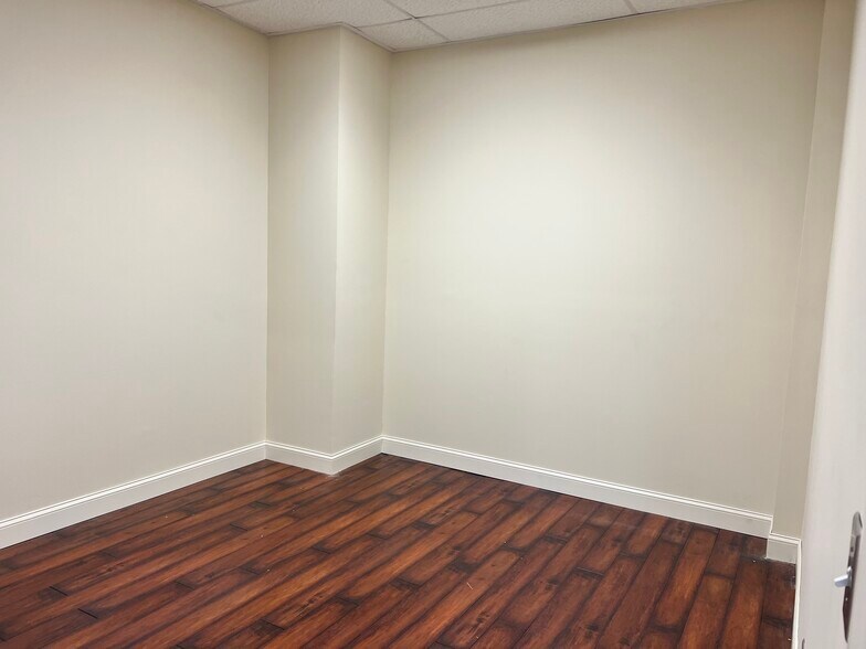 More Photos Of 128 Elk Dr, Murrells Inlet Flex For Lease