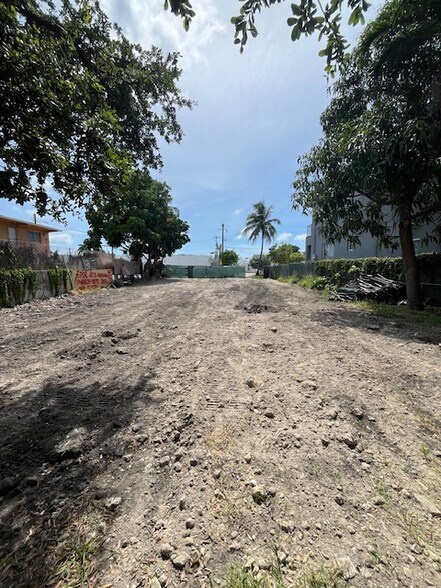 More Photos Of 1976 NW 25th Ave, Miami Land For Sale