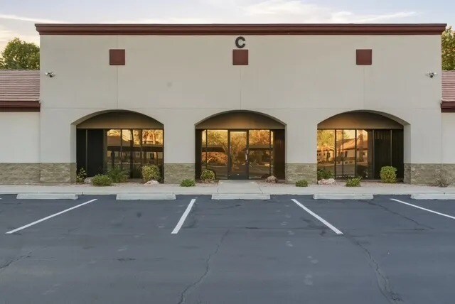 More Photos Of 5750 W Thunderbird Rd, Glendale Medical For Sale