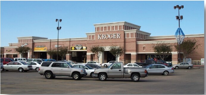 More Photos Of 1400-1438 W Fairmont Pky, La Porte Storefront For Lease