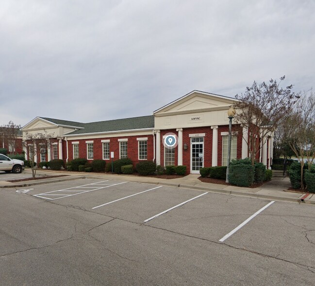 More Photos Of 1155 Halle Park Cir, Collierville Office For Lease