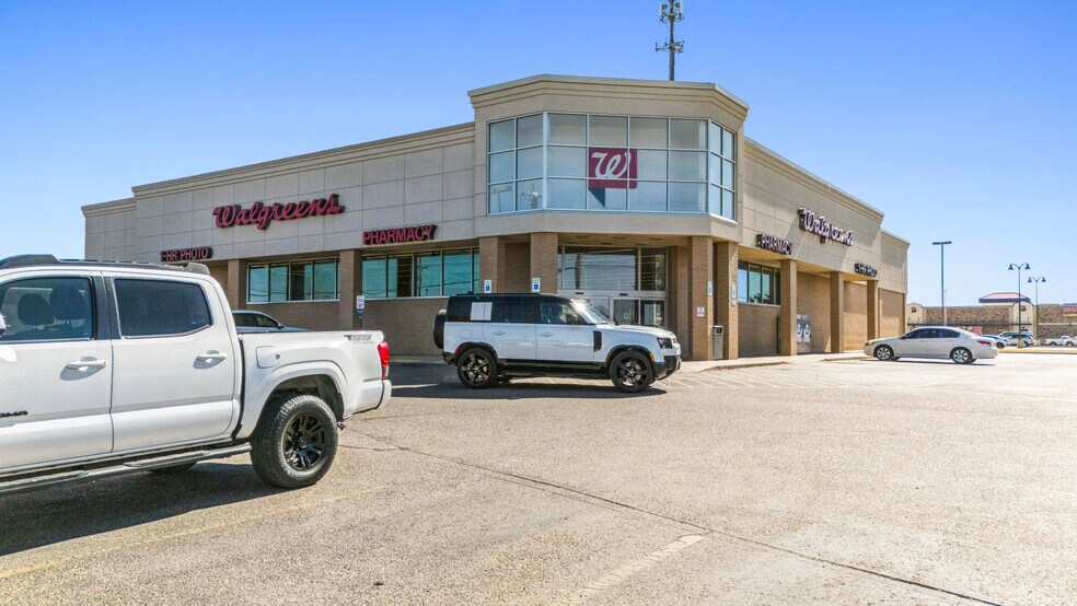 More Photos Of 2417 82nd St, Lubbock Drugstore For Sale