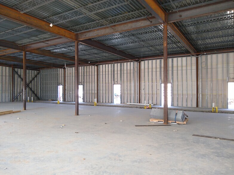 More Photos Of 21150 IH 35, Kyle Freestanding For Lease