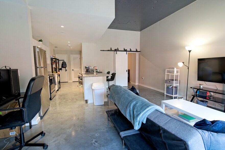More Photos Of 3637 Park Ave, Memphis Apartments For Sale