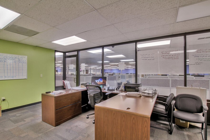 More Photos Of 7370 E 37th St, Wichita Flex For Lease