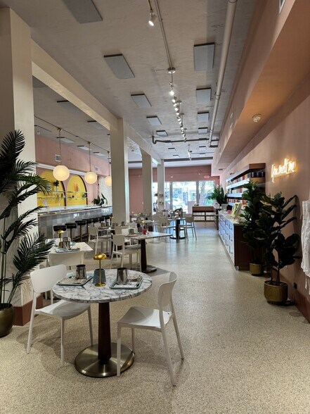 More Photos Of 415 E Atlantic Ave, Delray Beach Storefront For Lease