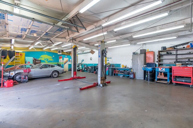 More Photos Of 6247 E 15th St, Tulsa Auto Repair For Sale