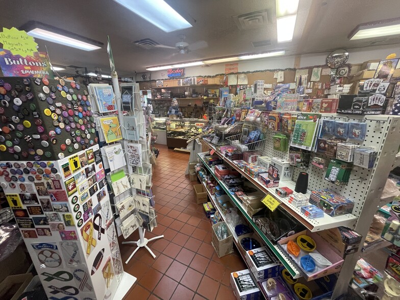 More Photos Of 608 E Pershing Ave, Riverton Storefront For Sale