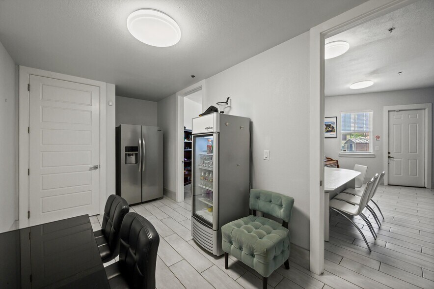 More Photos Of 251 S Mill St, Lewisville Apartments For Sale