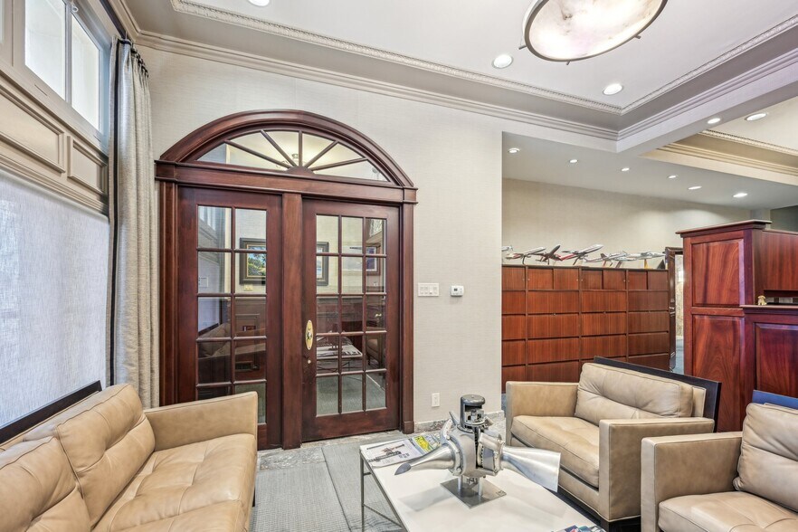 More Photos Of 1710-1712 Locust St, Philadelphia Office Residential For Sale