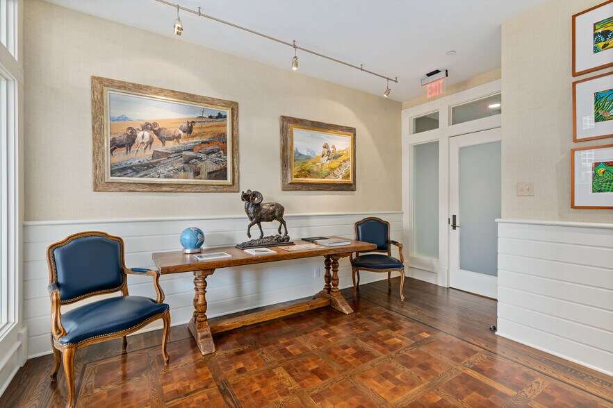 More Photos Of 309 E Commerce St, San Antonio Office For Lease