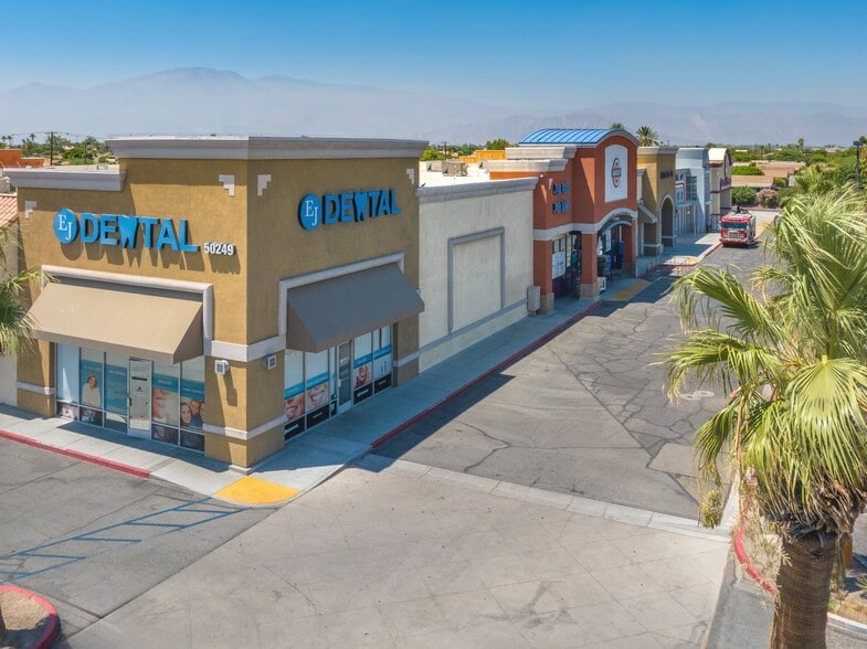 More Photos Of 50249 Cesar Chavez St, Coachella Storefront For Lease