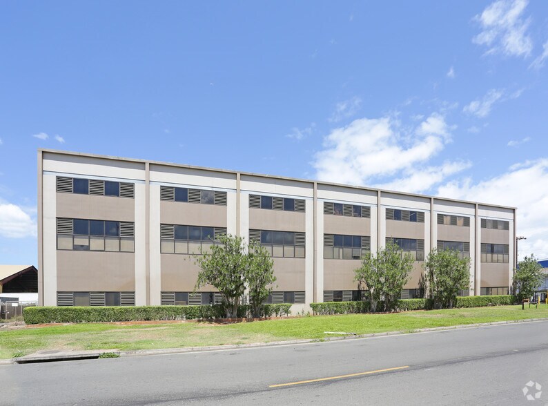 More Photos Of 91-110 Hanua St, Kapolei Manufacturing For Lease