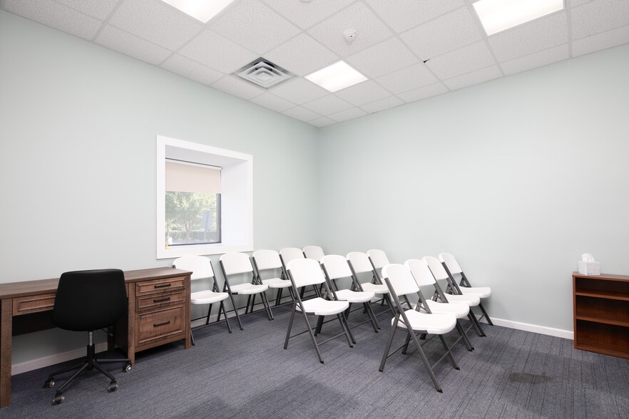 More Photos Of 210 New Coleman Ln, Georgetown Warehouse For Sale