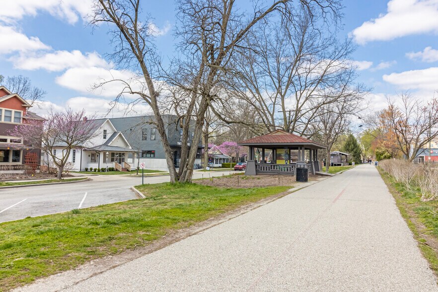 More Photos Of 6516 Cornell Ave, Indianapolis Freestanding For Lease