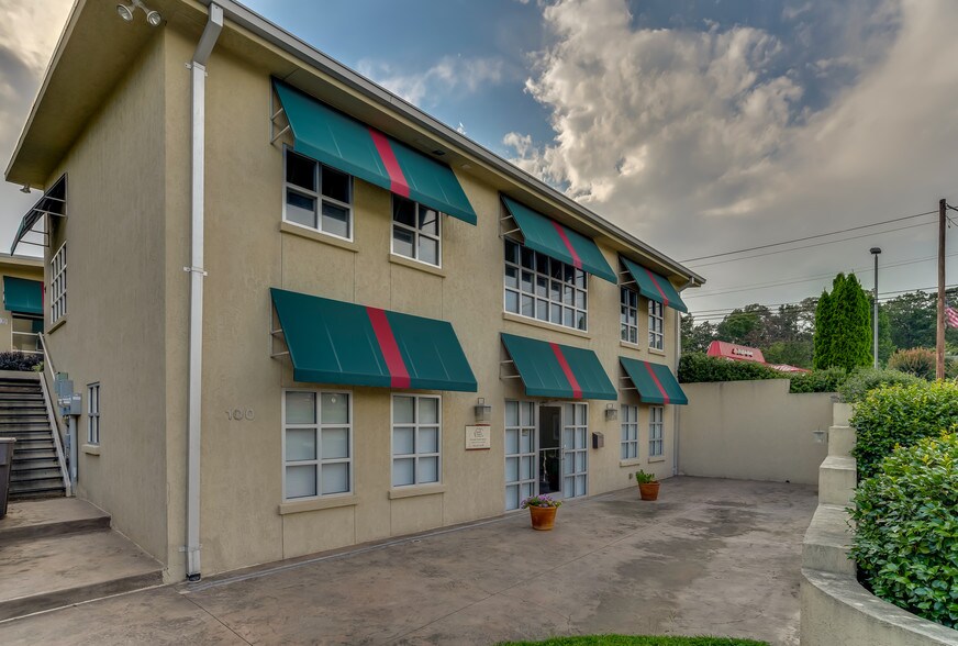 More Photos Of 100 Edgewood Ave, Landrum Medical For Sale