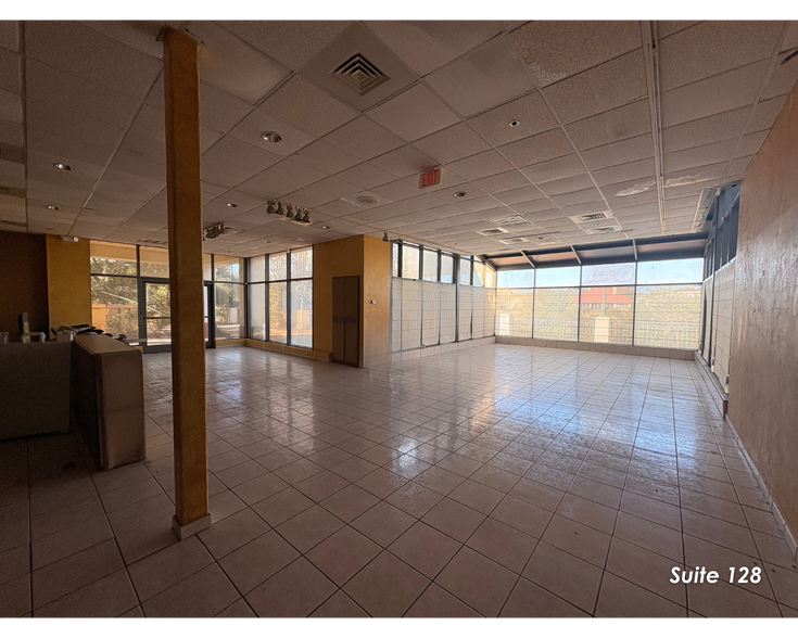 More Photos Of 120 International Pky, Lake Mary Unknown For Lease