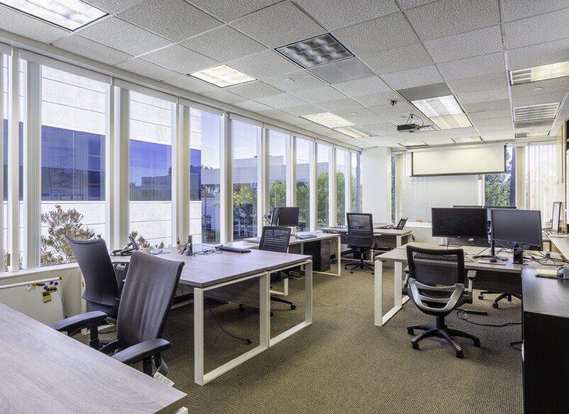 More Photos Of 26054 Acero, Mission Viejo Office For Lease