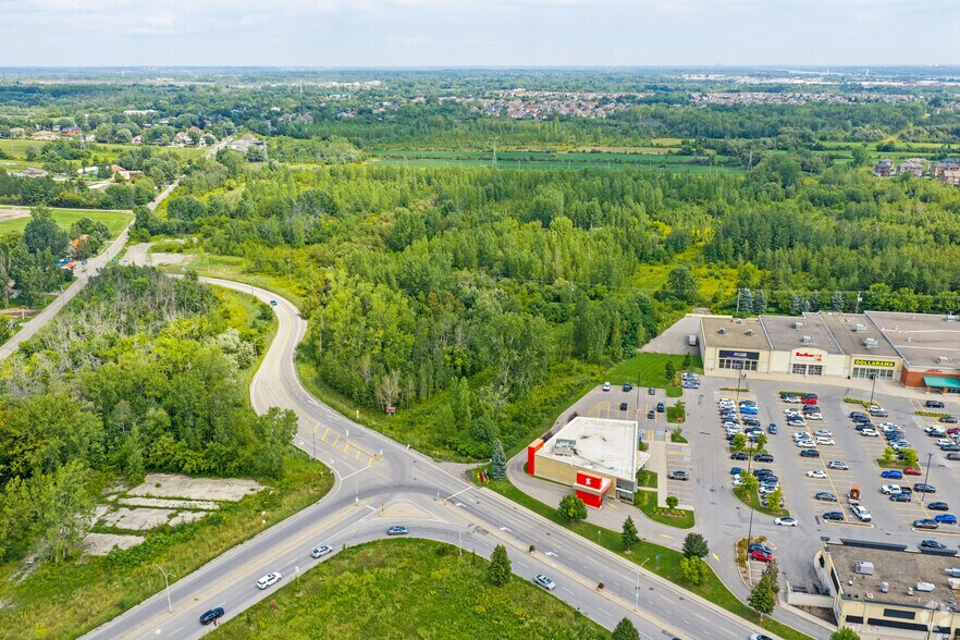 More Photos Of Boul. Robert-Bourassa, Laval Land For Sale