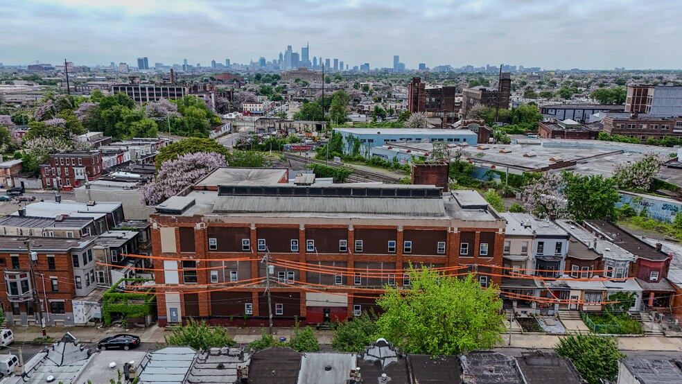 Primary Photo Of 2214 W Ontario St, Philadelphia Apartments For Sale