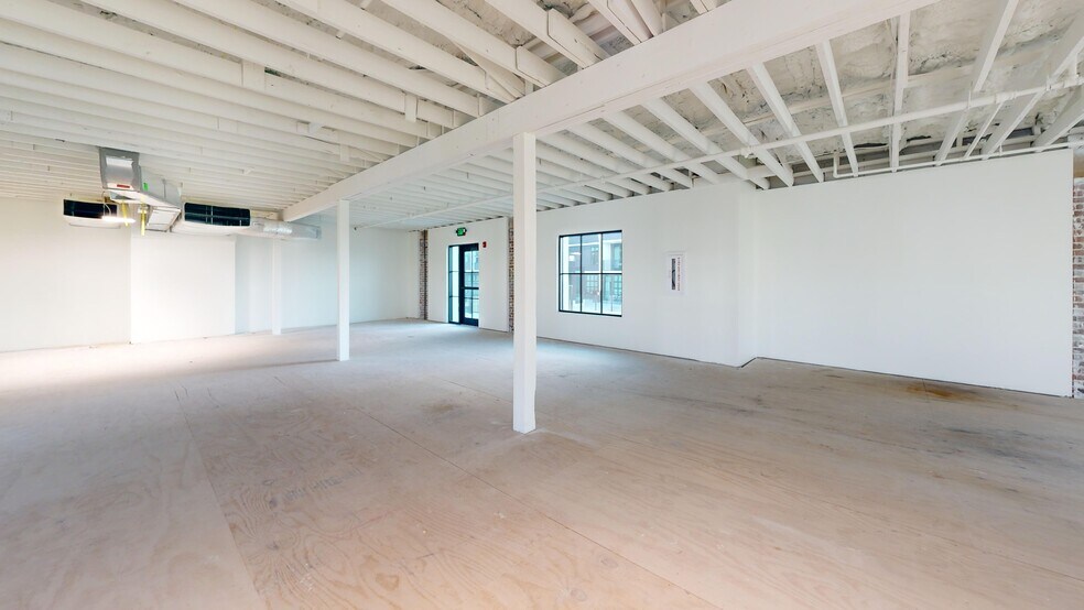 More Photos Of 1246 Central Ave, Saint Petersburg Office For Lease