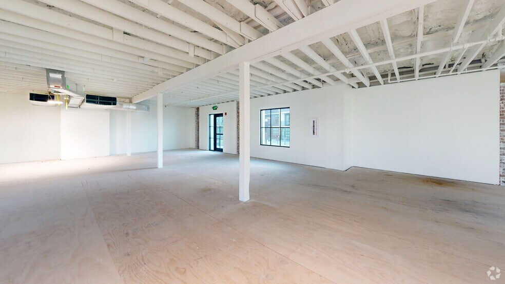 More Photos Of 1246 Central Ave, Saint Petersburg Loft Creative Space For Lease
