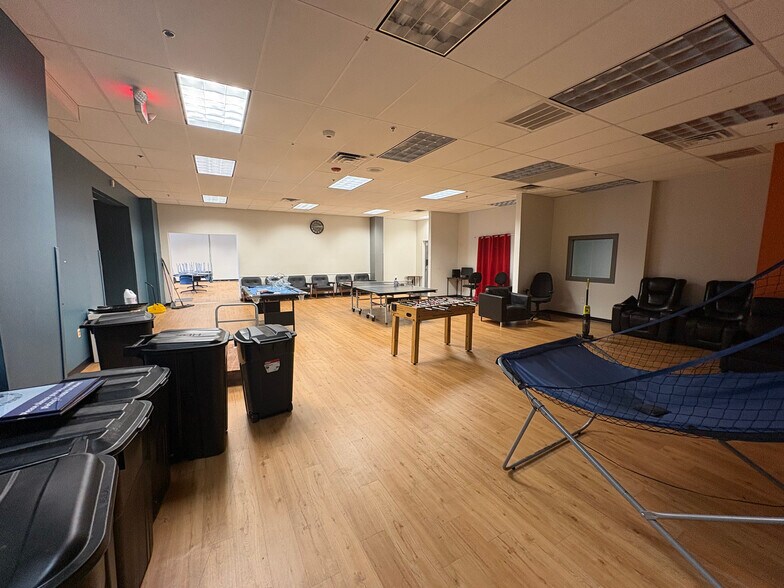 More Photos Of 1130 Sugg Pky, Greenville Warehouse For Sale