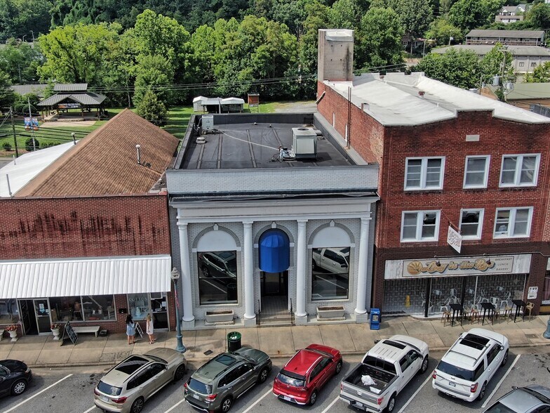 More Photos Of 624 W Main St, Sylva Bank For Sale