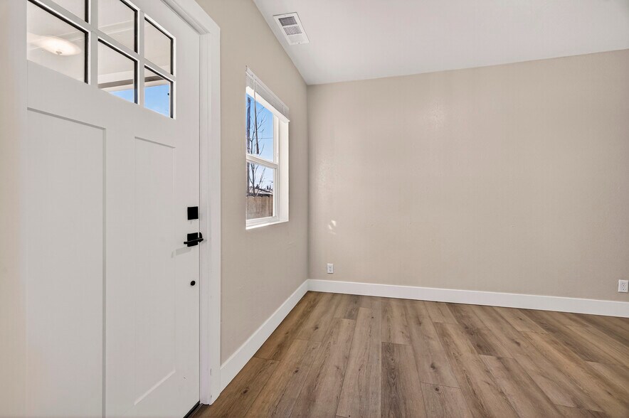 More Photos Of 1128 W 5th St, Chico Multifamily For Sale