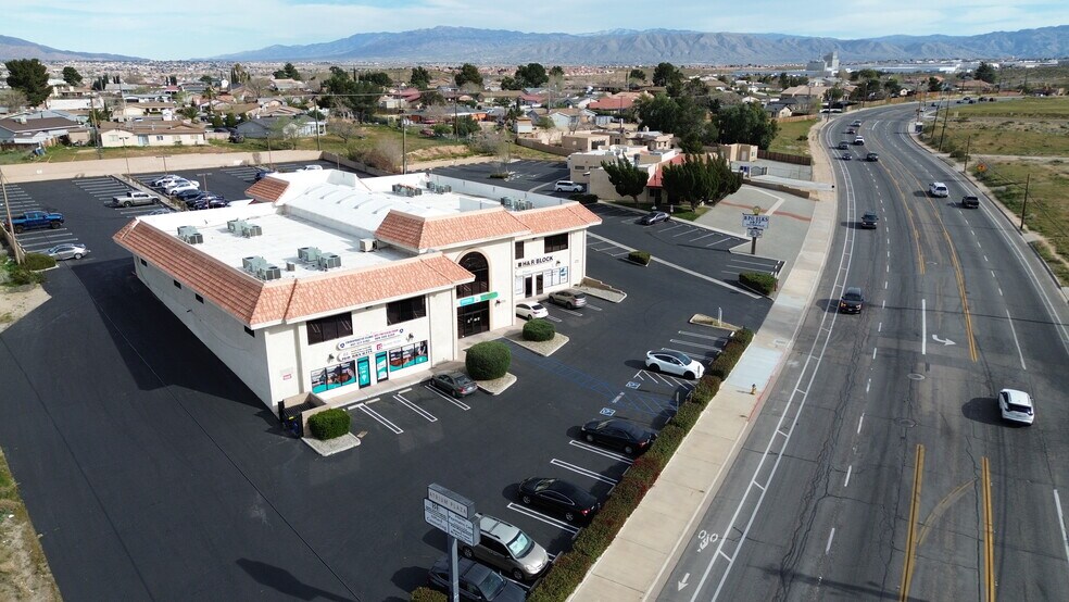 More Photos Of 14075 Hesperia Rd, Victorville Medical For Sale
