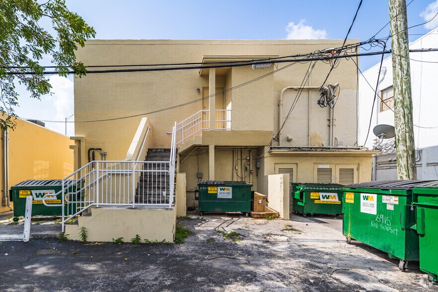 More Photos Of 1569-1573 Sunset Dr, Coral Gables Storefront Retail Office For Lease