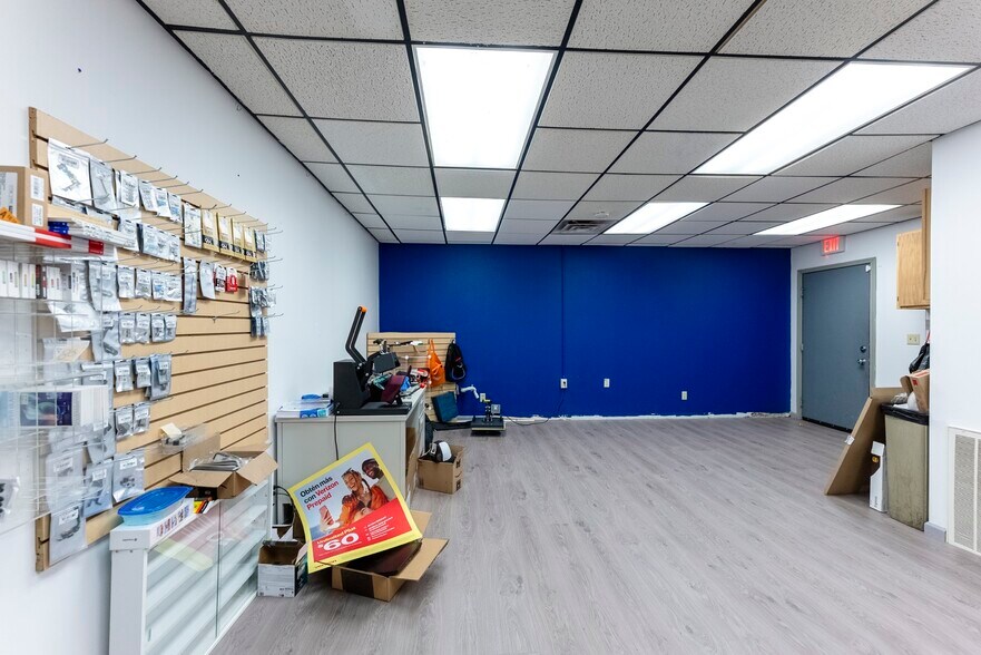 More Photos Of 447 Broadway, Ulster Park Office For Sale
