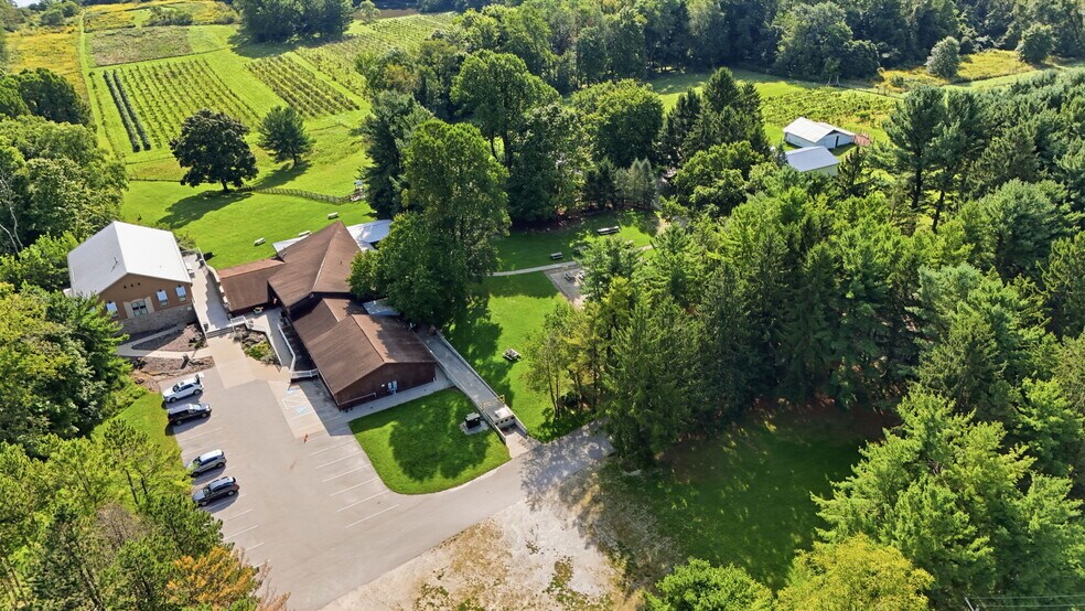 More Photos Of 2637 S Cleveland Massillon Rd, Barberton Winery Vineyard For Sale