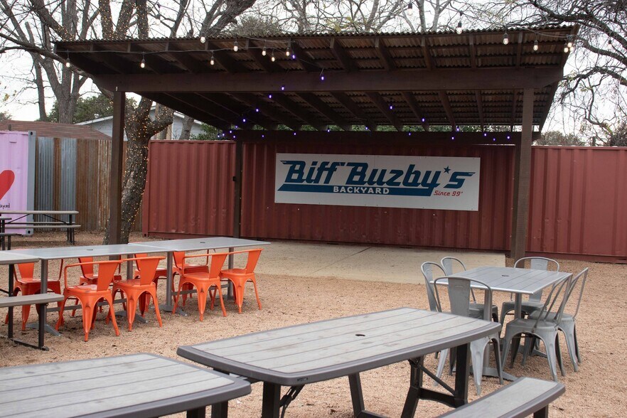 More Photos Of 2769 Nacogdoches Rd, San Antonio General Retail For Sale