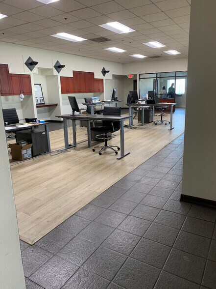 More Photos Of 5540 W 104th St, Los Angeles Warehouse For Lease