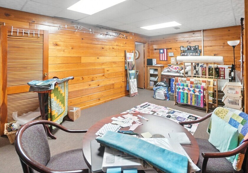 More Photos Of 5402-5404 N Main St, Dayton Office For Sale