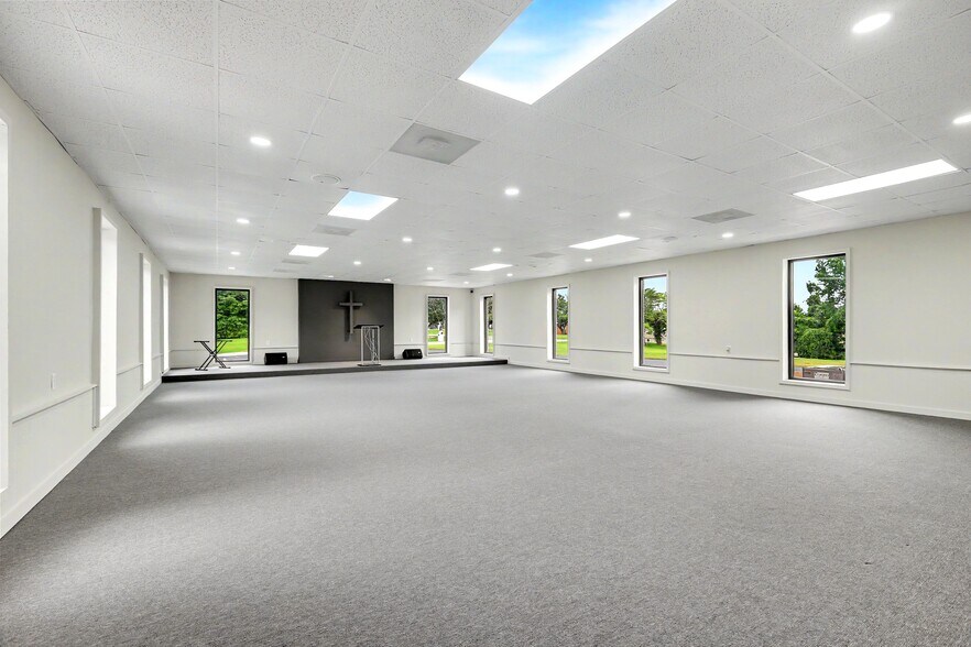 More Photos Of 3268 Rex Rd, Rex Religious Facility For Sale