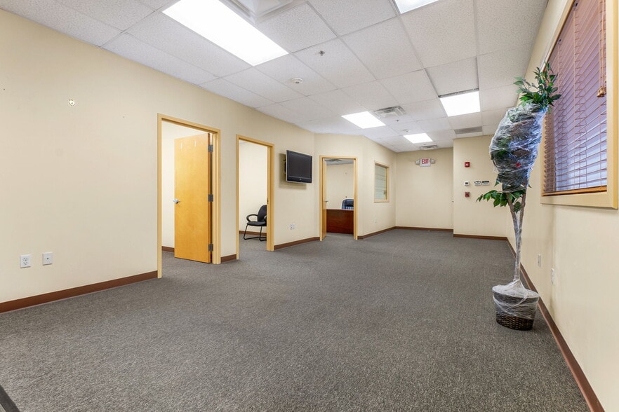 More Photos Of 3 Ajootian Way, Middleton Warehouse For Sale