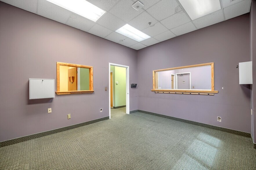 More Photos Of 79 Route 59, Airmont Medical For Lease