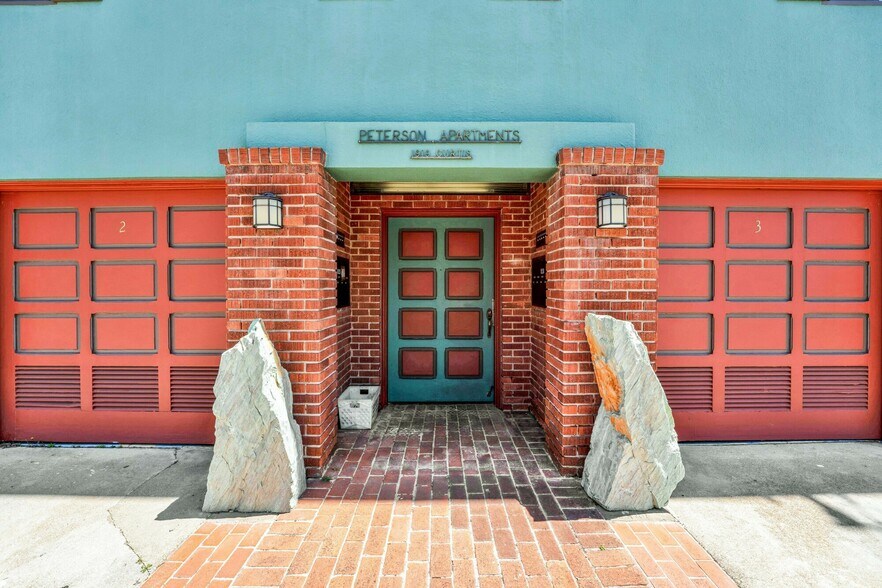 More Photos Of 1919 Curtis St, Berkeley Apartments For Sale