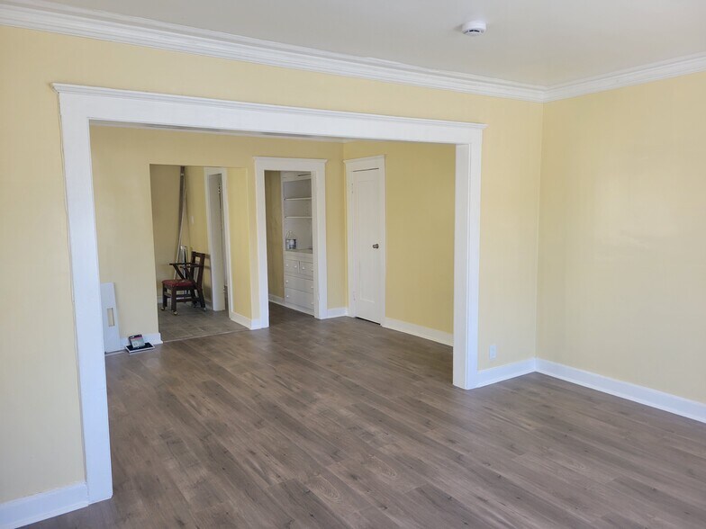 More Photos Of 4917 S Broadway, Los Angeles Multifamily For Sale