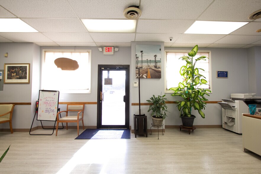 More Photos Of 1795 Washington Rd, East Point Office For Sale