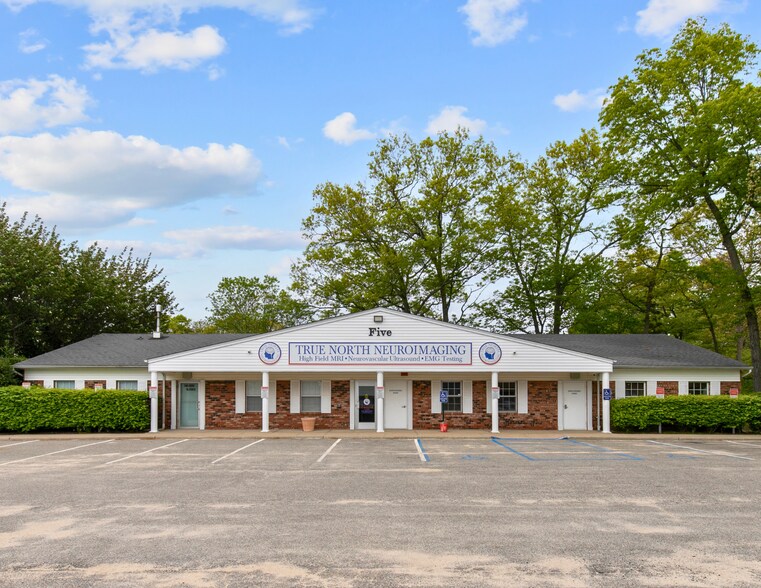 Primary Photo Of 5 Medical Dr, Port Jefferson Station Medical For Sale