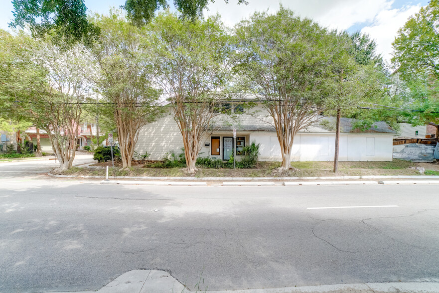 Primary Photo Of 1901 Waugh Dr, Houston General Retail For Sale