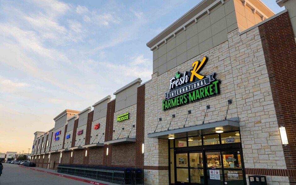 Primary Photo Of 4060 State Highway 121, Carrollton Unknown For Lease