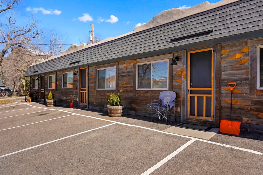 More Photos Of 403 23rd St, Golden Apartments For Sale