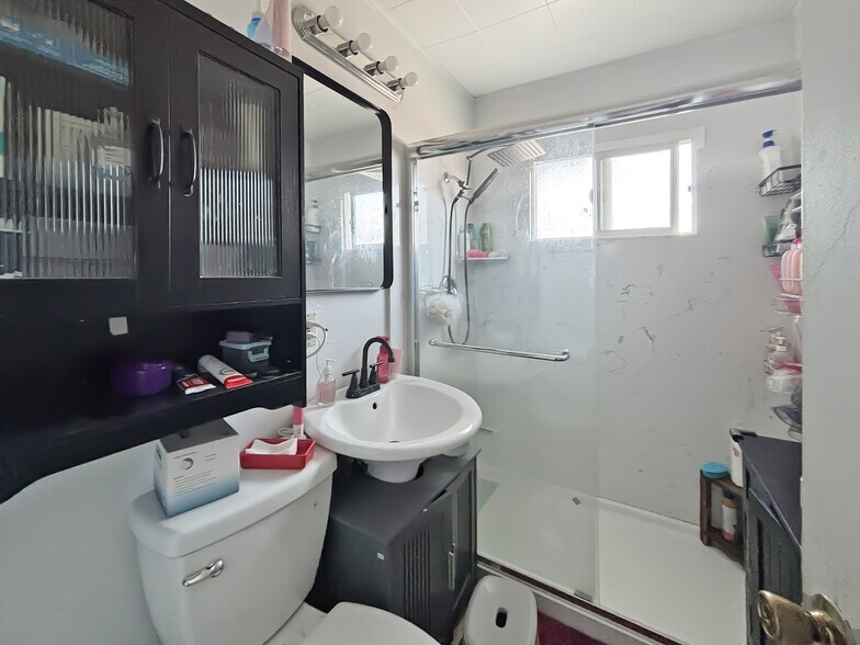 More Photos Of 19477 Meekland Ave, Cherryland Multifamily For Sale