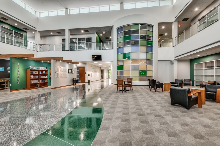 More Photos Of 4201 Marsh Ln, Carrollton Office For Sale